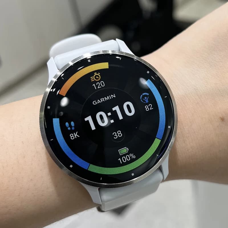 Smartwatch Garmin Venu 3 45mm con display AMOLED touch da 1,4 pollici, fitness, oltre 30 sport, GPS, musica e funzioni avanzate per la salute